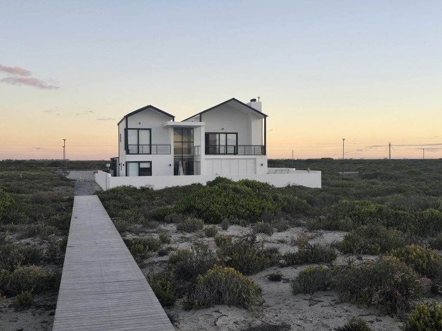 4 Bedroom Property for Sale in Dwarskersbos Western Cape
